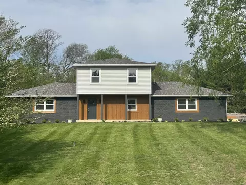 1756 S Riverview Road Rd, Peru, IN 46970