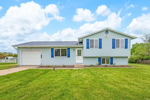 52226 County 1 Rd, Granger, IN 46530