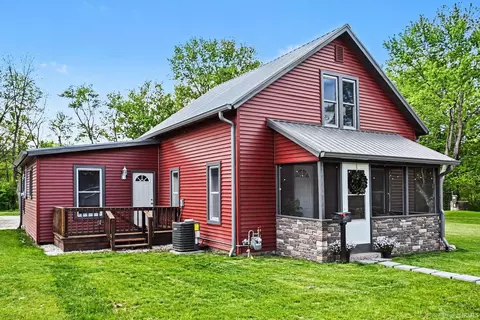 507 S Jackson St, South Whitley, IN 46787