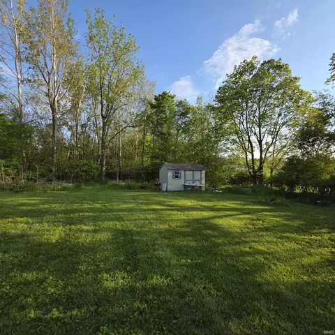 1041 N Old Hwy 27 Rd, Winchester, IN 47394