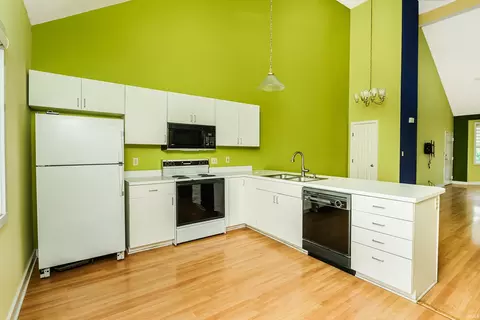 Kitchen - 429 S Madison St, Bloomington, IN 47403 photo 2 of 3