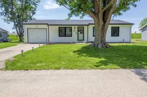 808 S Elm Blvd, Winchester, IN 47394