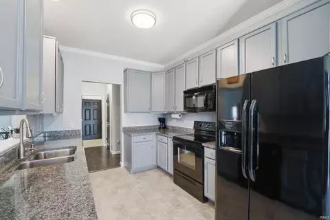 Kitchen - 3250 Morrow Dr, Kokomo, IN 46902 photo 1 of 3