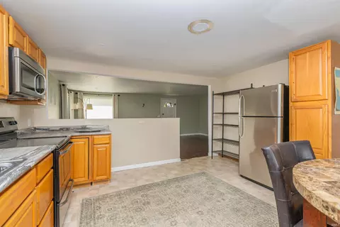 Kitchen - 2910 N Smith Pike, Bloomington, IN 47404 photo 3 of 3
