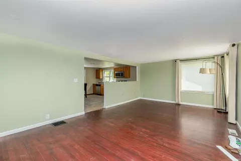 Living - 2910 N Smith Pike, Bloomington, IN 47404 photo 1 of 6