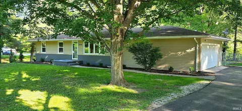 3775 N Camp Arthur Rd, Vincennes, IN 47591