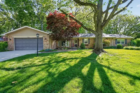 1023 Kenwood Dr, Lafayette, IN 47905