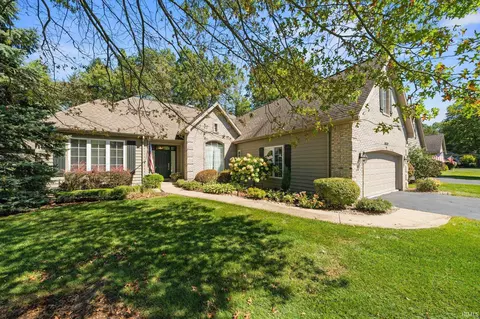 1602 N Lake George Dr, Mishawaka, IN 46545
