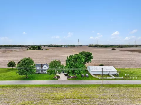 View/Area - 8902 S 900 E Rd, Walkerton, IN 46574 photo 1 of 2