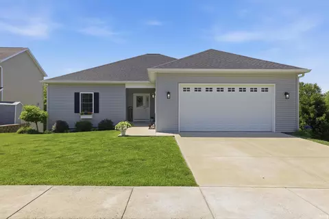 1261 W Olivia Ct, Bloomington, IN 47404