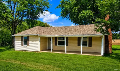 1878 W Lake Hideaway Rd, Kingman, IN 47952