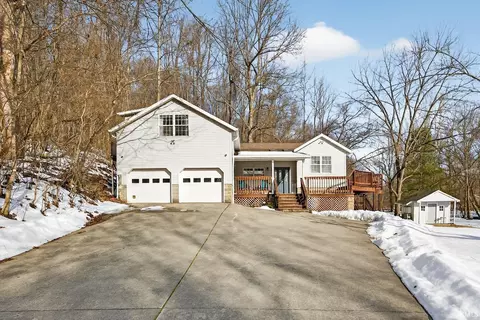 7505 E Kerr Creek Rd, Bloomington, IN 47408