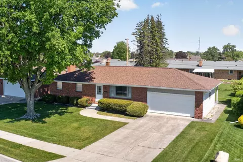 612 W 14th St, Mishawaka, IN 46544