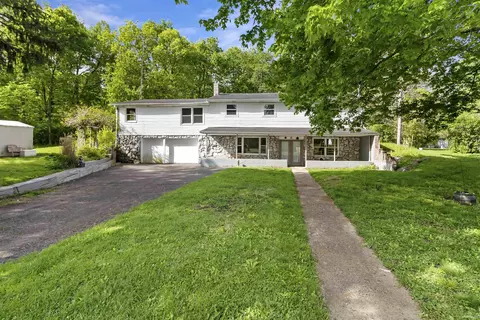 102 E Main St, Matthews, IN 46957