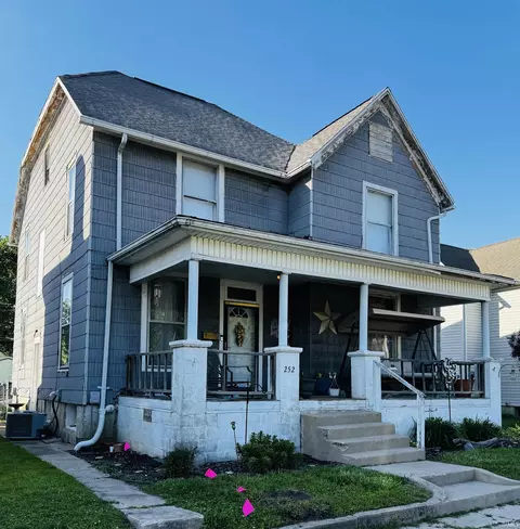 252 W 10th St, Peru, IN 46970