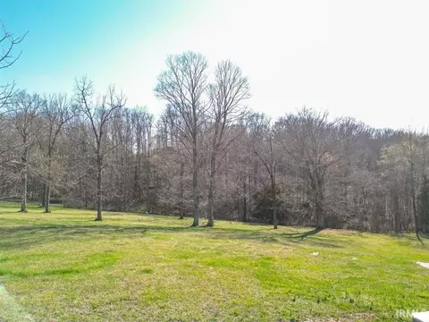 2302 S Sunday Dr, Bloomington, IN 47403