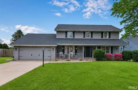 11656 Black Friars Ln, Mishawaka, IN 46545
