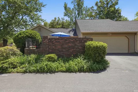 Exterior - 2617 E Windermere Woods Dr, Bloomington, IN 47401 photo 7 of 9
