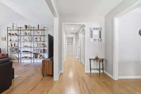 Entry Way - 2617 E Windermere Woods Dr, Bloomington, IN 47401 photo 1 of 3