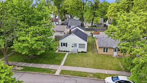2415 Glenwood Ave, Fort Wayne, IN 46805