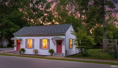 700 Main St, New Harmony, IN 47631