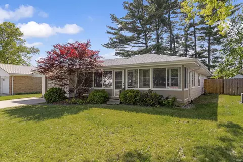211 Lody Ln, Kokomo, IN 46901