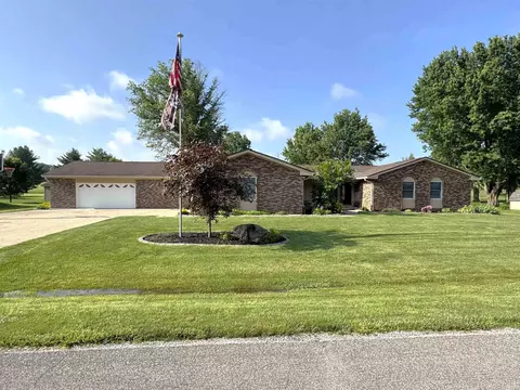 3137 W Tam O Shanter Dr, Crawfordsville, IN 47933