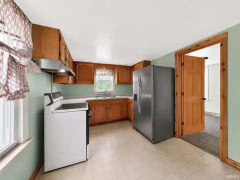 Kitchen - 1219 E Highway 330 Hwy, Griffith, IN 46319 photo 1 of 1