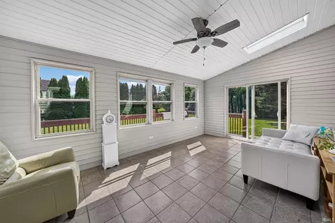 Exterior - 51263 Leeward Pt, Granger, IN 46530 photo 2 of 7