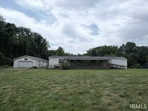 3334 W Harris Dr, West Terre Haute, IN 47885