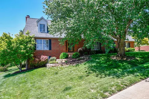 6299 Pfafflin Lake Blvd, Newburgh, IN 47630