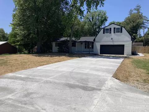 441 Oak St, Lynnville, IN 47619