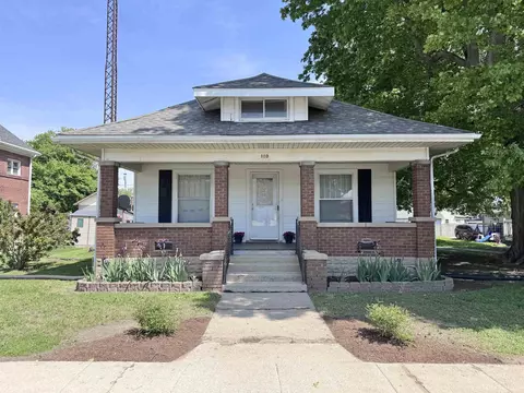 110 E Jackson St, Galveston, IN 46932