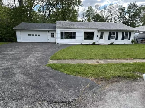 906 Rosewood Dr, Peru, IN 46970