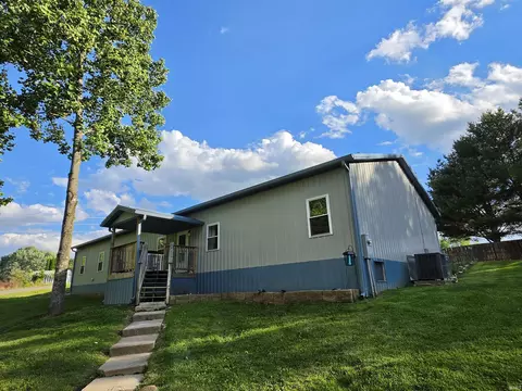 6673 N Greene County Line Rd, Solsberry, IN 47459