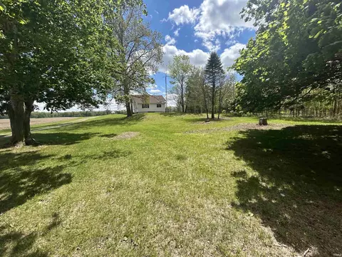 8538 E 300 N, Logansport, IN 46947