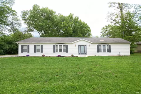 120 W Warren St, Peru, IN 46970