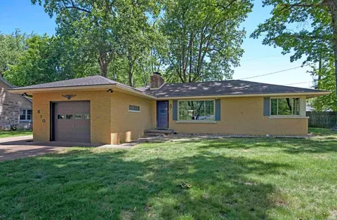 810 Plaza Dr, Evansville, IN 47715