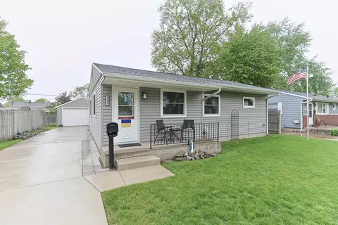 1241 Pyle Ave, South Bend, IN 46615