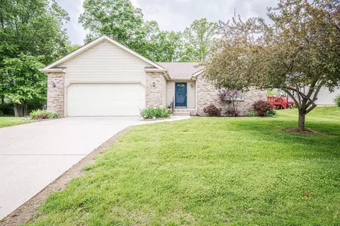 2811 Sanderling Dr, Fort Wayne, IN 46808