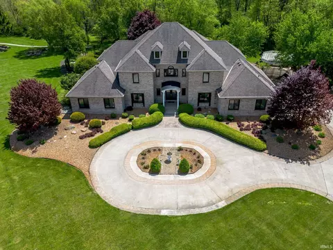6635 Cr 427 Rd, Auburn, IN 46706
