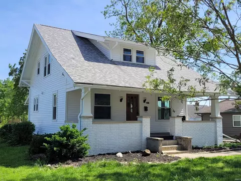 2907 Mcarthur Dr, Fort Wayne, IN 46809