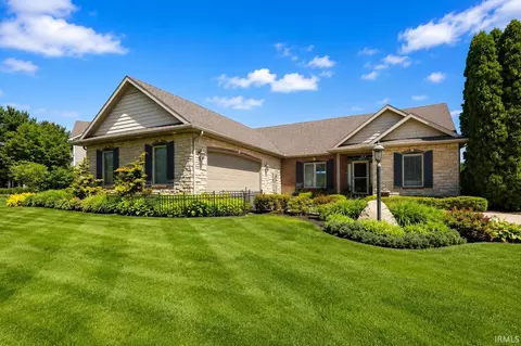 6641 Dockside Dr, South Bend, IN 46628
