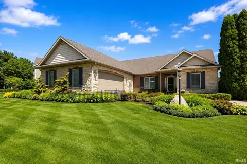 6641 Dockside Dr, South Bend, IN 46628