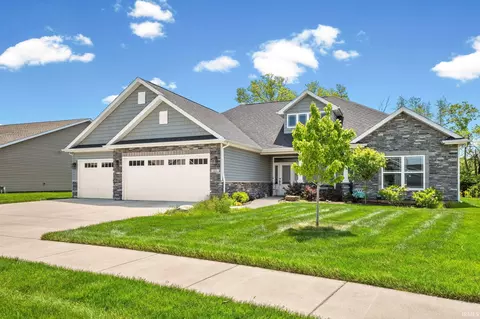 321 Hayloft Dr, West Lafayette, IN 47906