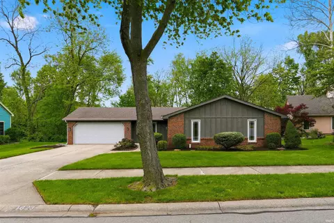 1623 Channel Pl, Fort Wayne, IN 46825