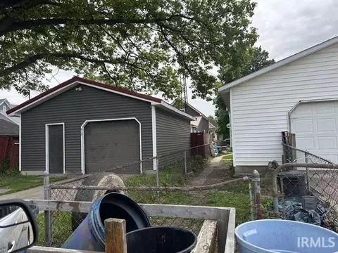 Exterior - 412 E 5th St, Peru, IN 46970 photo 2 of 3