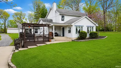 17905 Wappes Rd, Churubusco, IN 46723