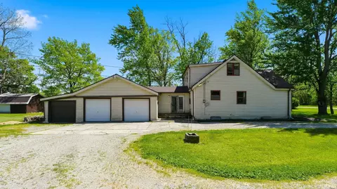 6304 Hazelett Rd, Fort Wayne, IN 46835