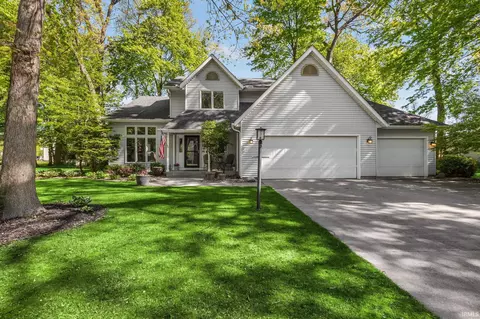 11559 Split Oak Dr, Granger, IN 46530